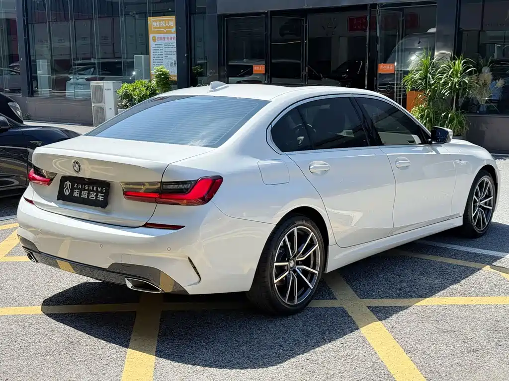 BMW 3 Series 3 2022 320Li M Sport