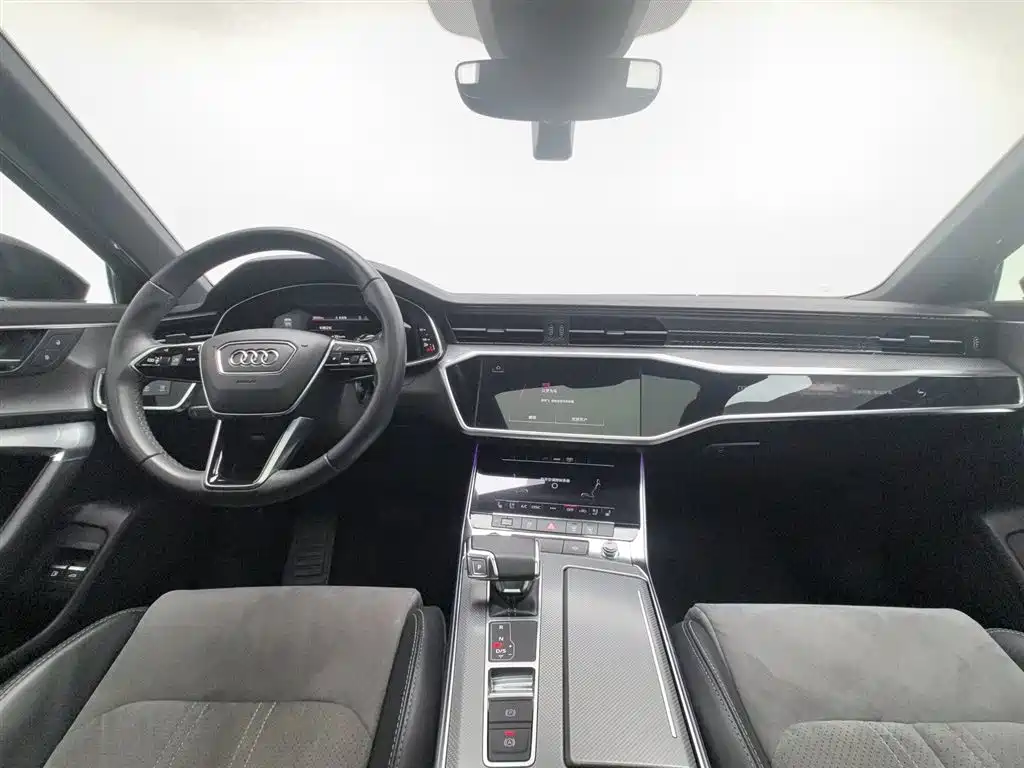 Audi A6L 2020 55 TFSI e quattro