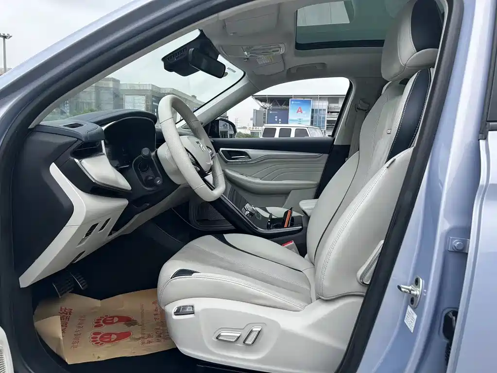 Roewe Feifan MARVEL R — миниатюра 5