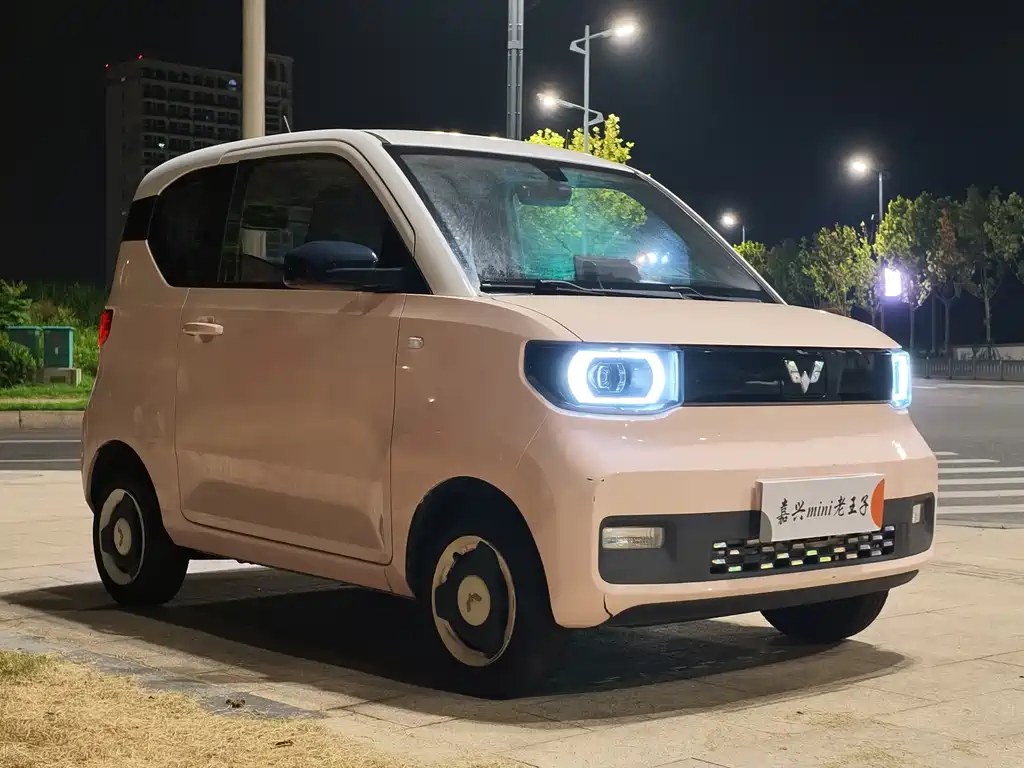 Wuling MINIEV — миниатюра 8