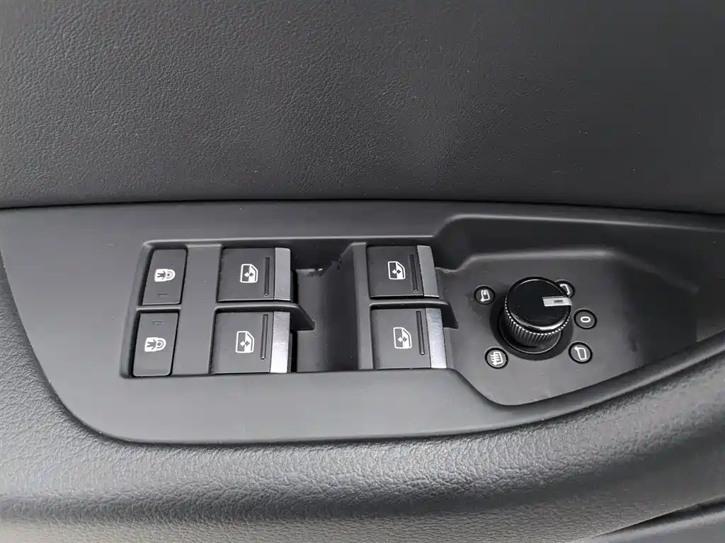 Audi A6L 2020 55 TFSI e quattro