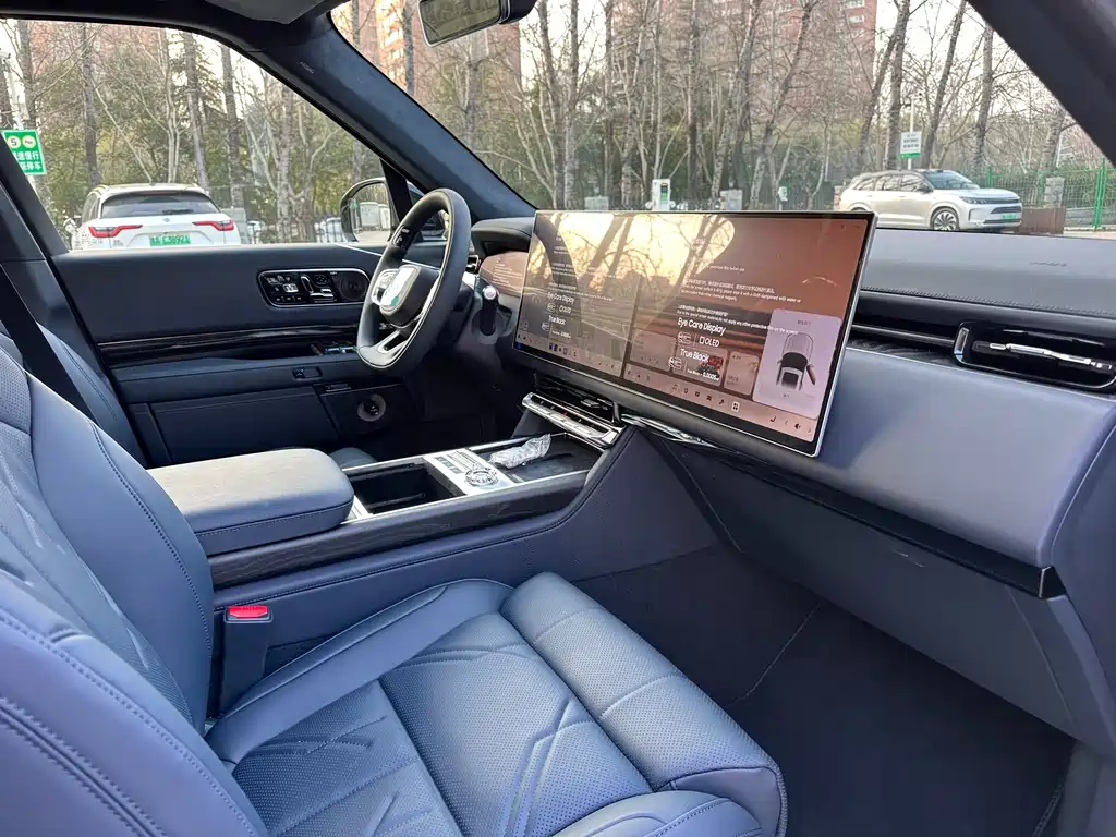 Zeekr 9X 2025 Hyper 70kWh мест