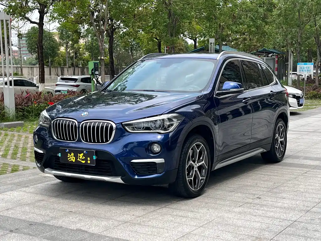 Купить BMW X1