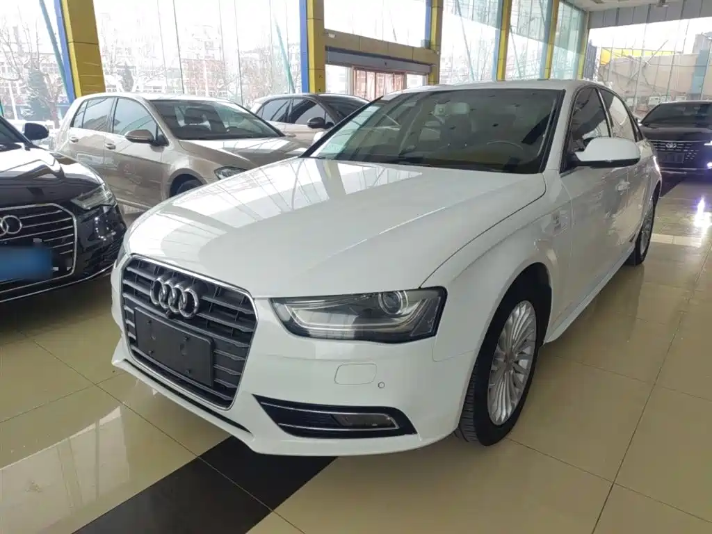 Audi A4L 2015