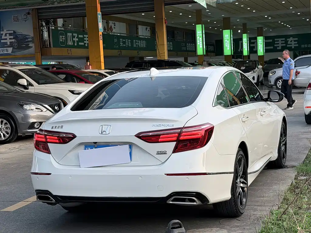 Honda Inspire — миниатюра 12