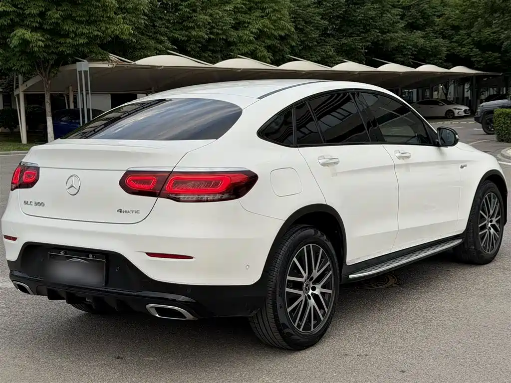Mercedes-Benz GLC 2020 GLC 300 4MATIC SUV