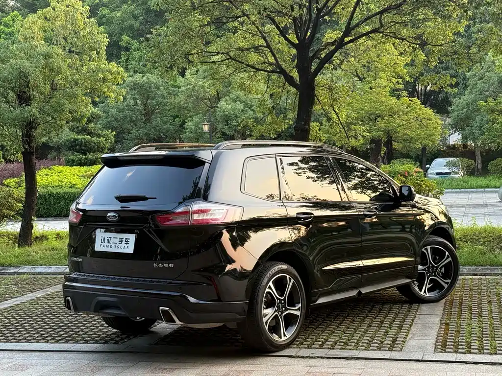 Ford Edge — миниатюра 22