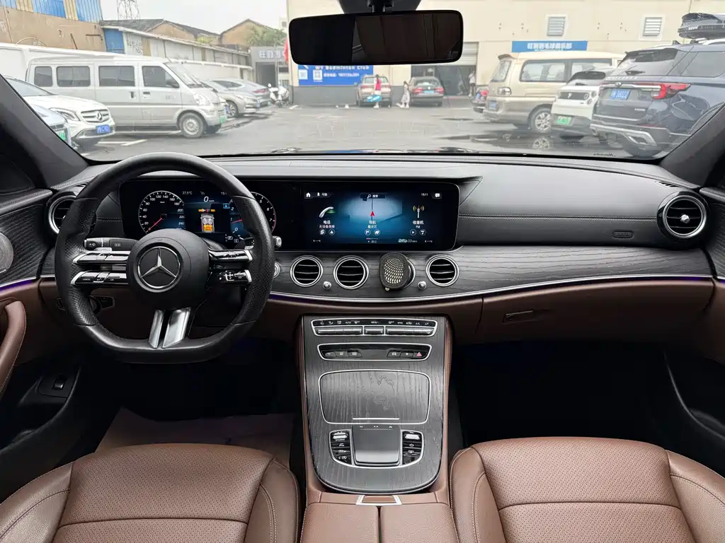Mercedes-Benz E-Class E 2022 E 300 L Sport Luxury