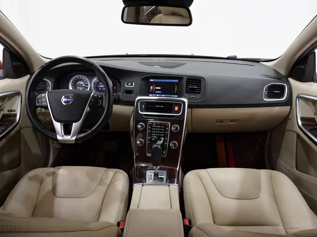 Volvo S60 (Import) — миниатюра 9