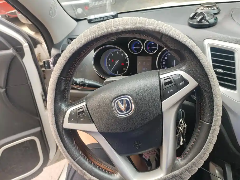 Changan CS35 — миниатюра 15