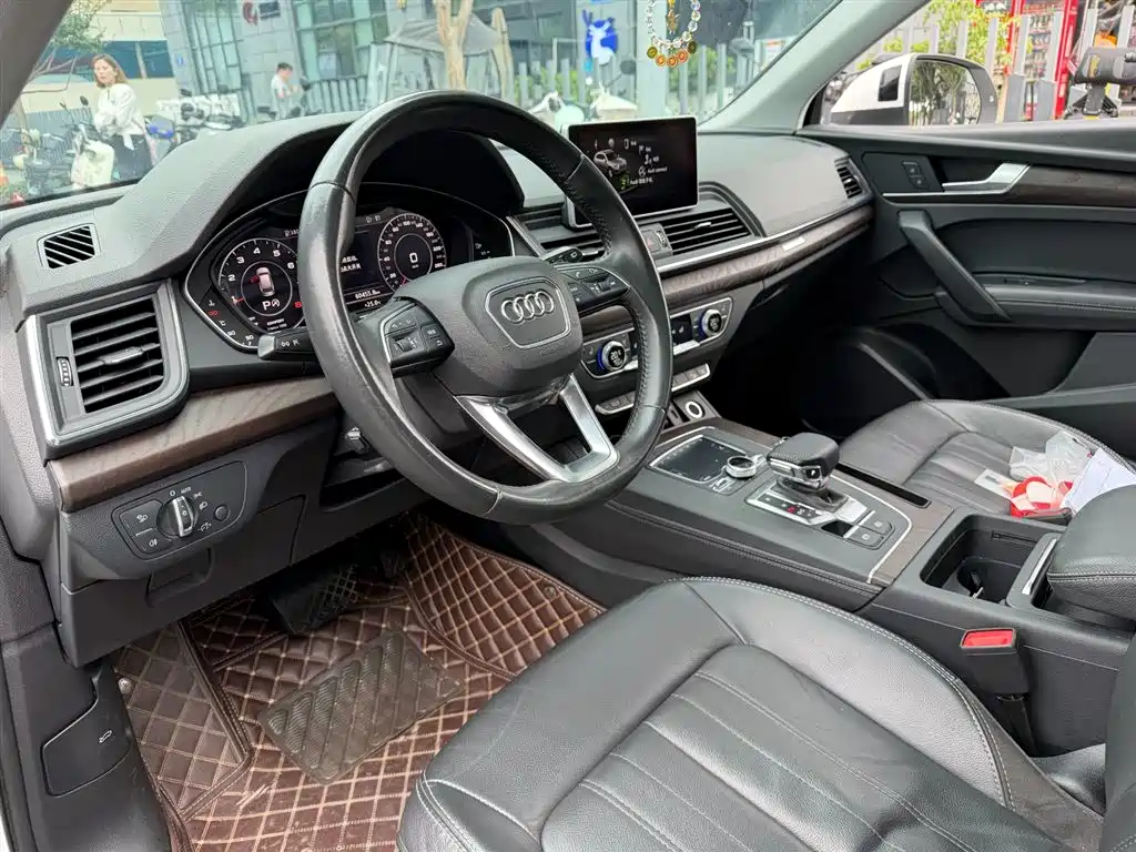 Audi Q5L 2020 45 TFSI Premium Fashion