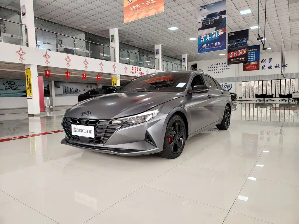 Hyundai Elantra 2022