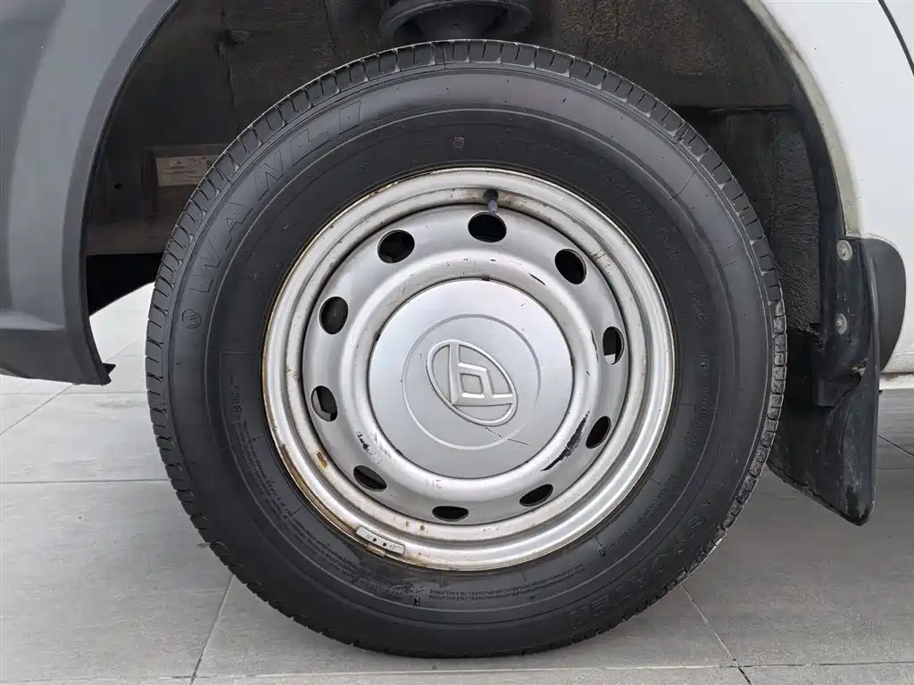 SAIC MAXUS XINTU V80