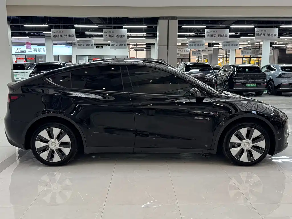 Tesla Model Y 2021 3D7