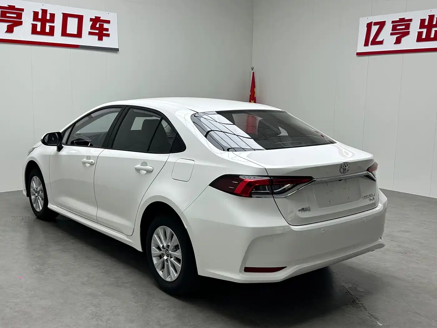 Toyota Corolla id 4654434 из Китая 17