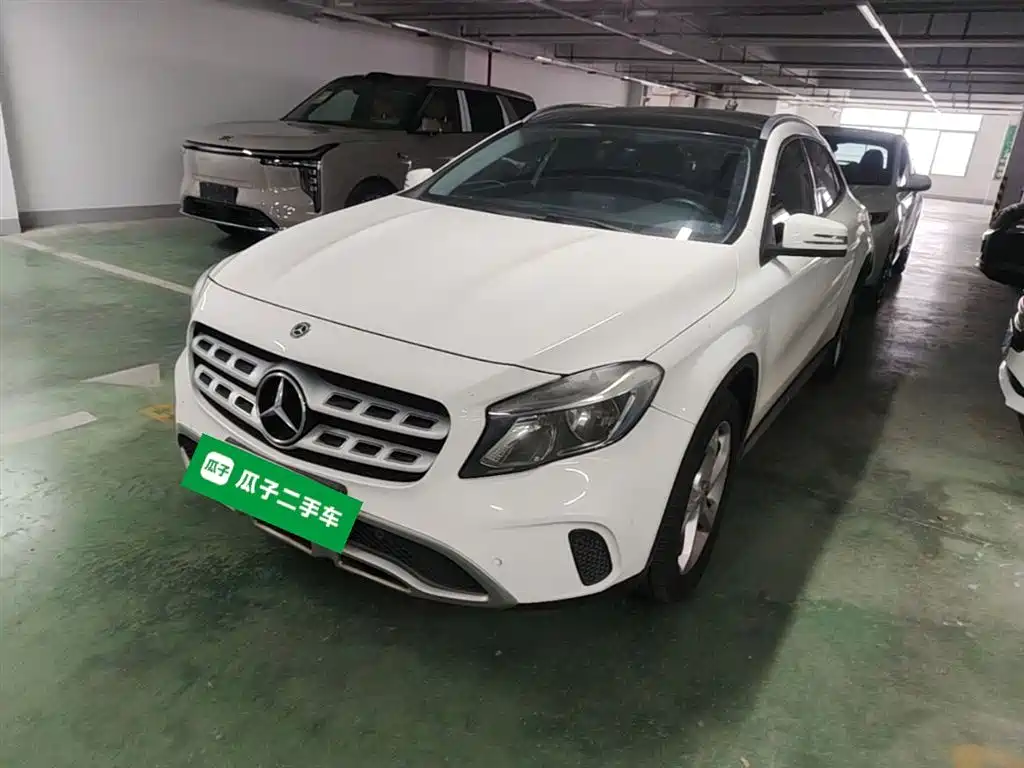 Mercedes-Benz GLA 2019