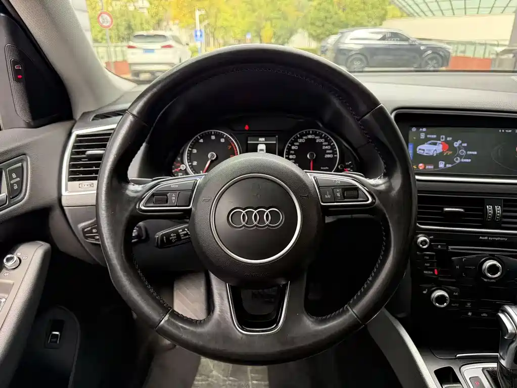 Audi Q5 — миниатюра 11