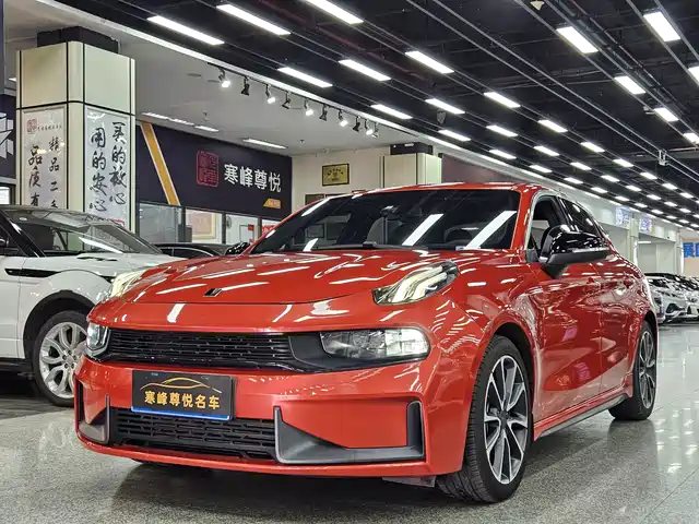 2020 Lynk & Co 03
