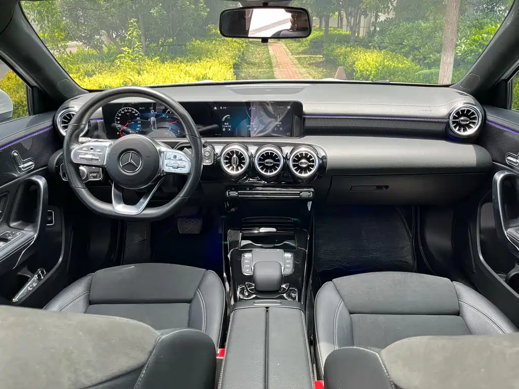 Mercedes-Benz A-Class A 2021 A 200 L Sport Fashion