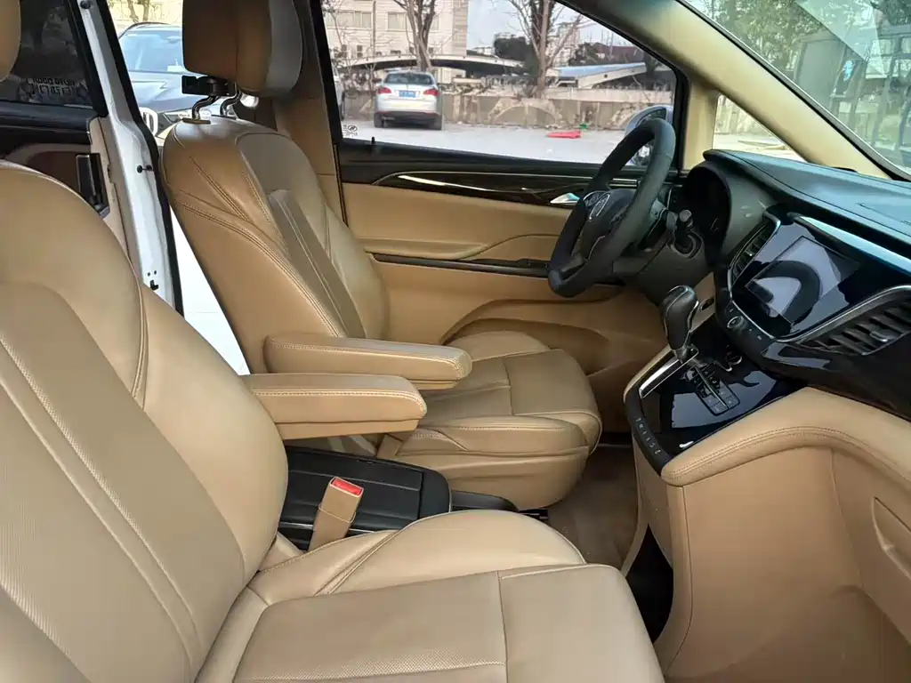 Buick GL8 2020 652T Comfort