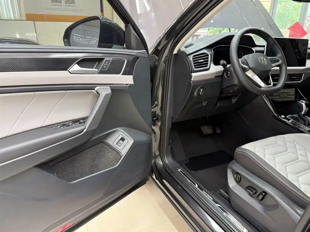 Volkswagen Tayron 2023 280TSI Luxury Plus