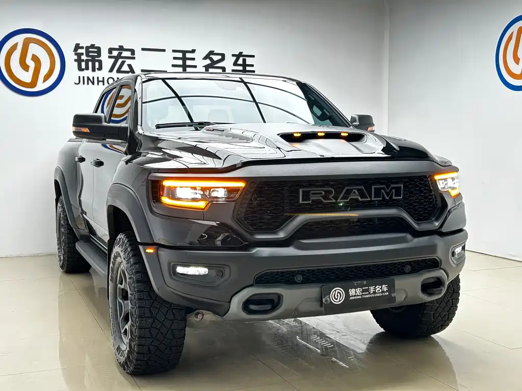 Ram Trucks 2023 6.2T