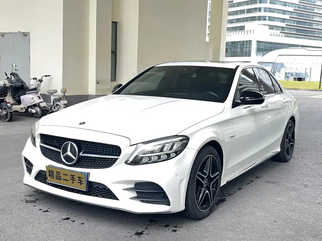 Mercedes-Benz C-Class 2020