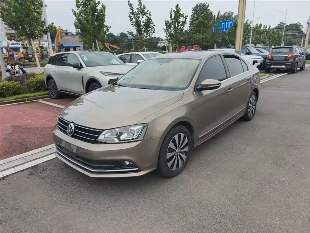 Volkswagen Sagitar 2017 1.6L Auto Comfort Type