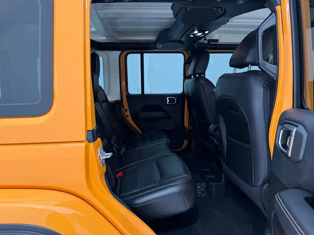 Jeep Wrangler — миниатюра 20