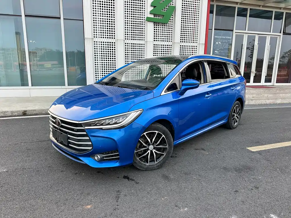 Byd MAX 2018