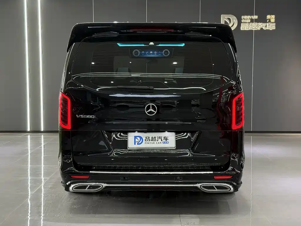 Mercedes-Benz Vito 2021 2.0T 7 мест