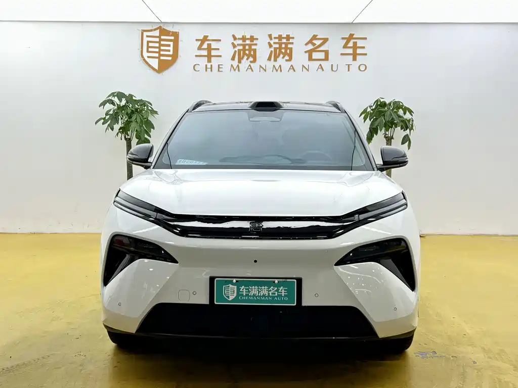 BYD Tang L L 2025 EV 670KM Flagship
