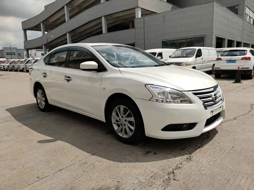 Nissan Sylphy — миниатюра 8