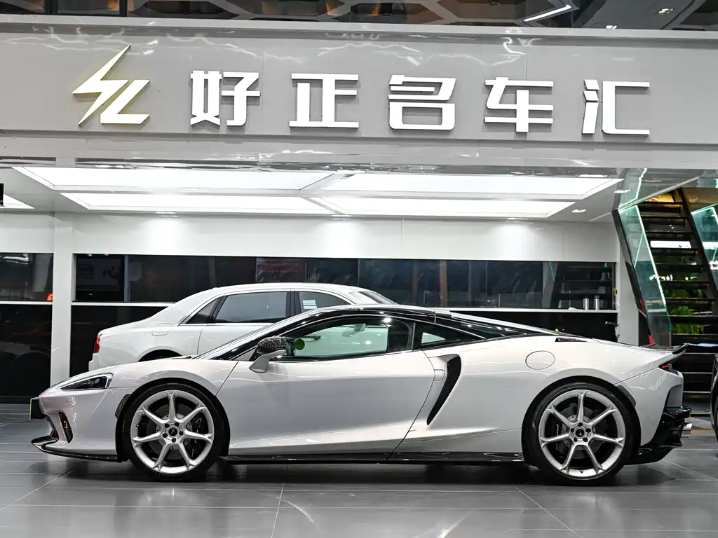 McLaren GT 2019 4.0T