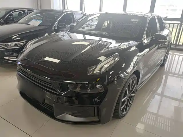 2023 Lynk & Co 03