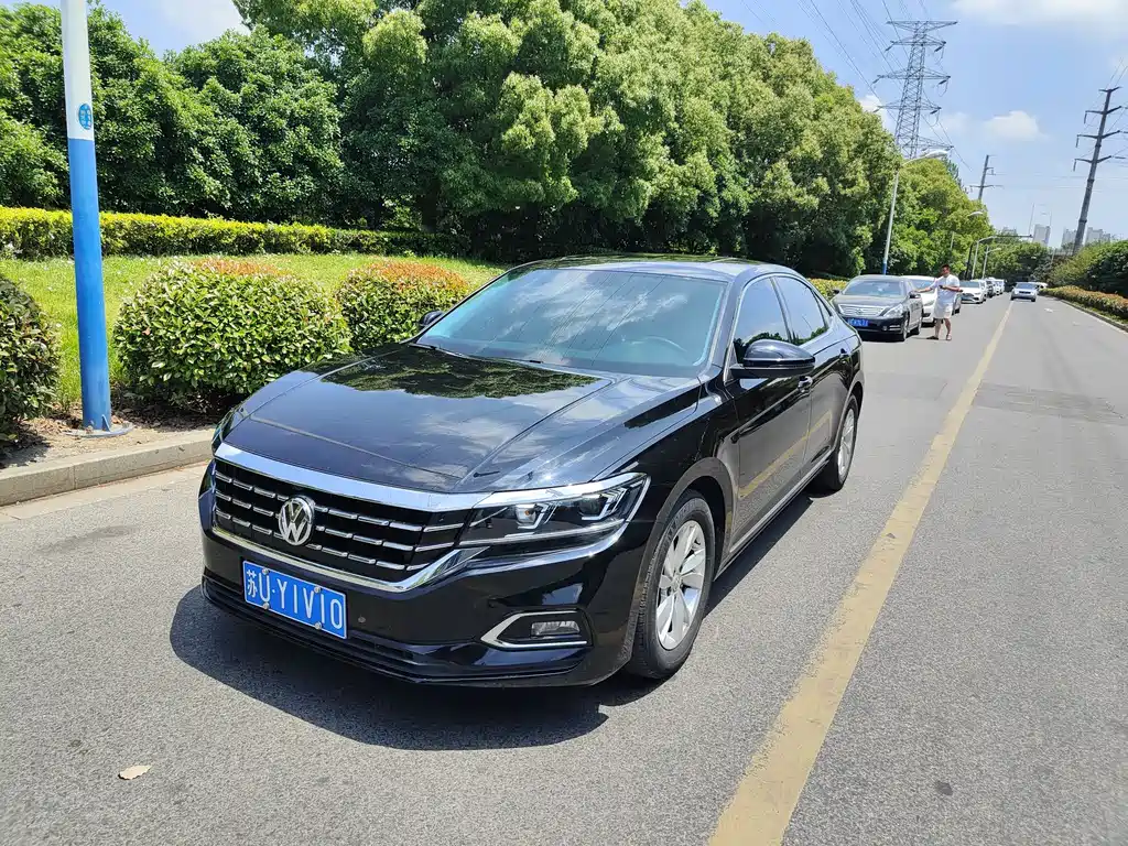 Volkswagen Passat 2022