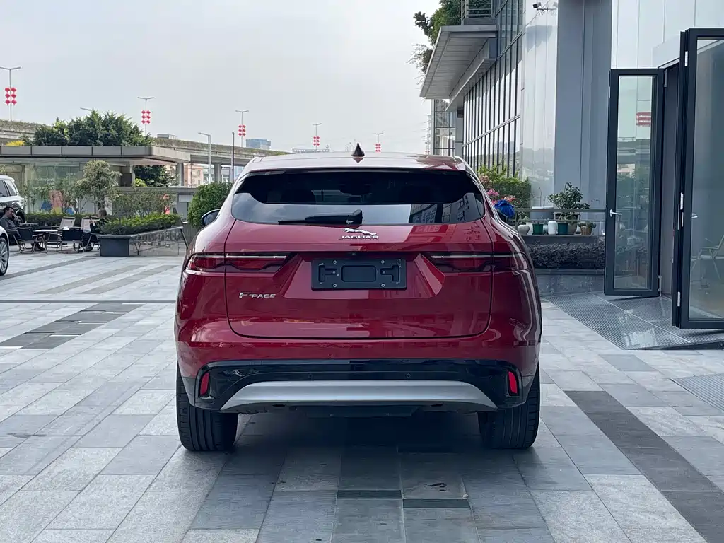 JAGUAR F PACE
