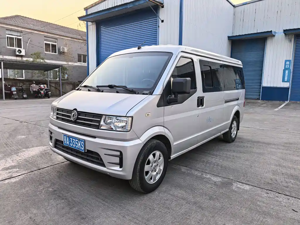 DONGFENG C56