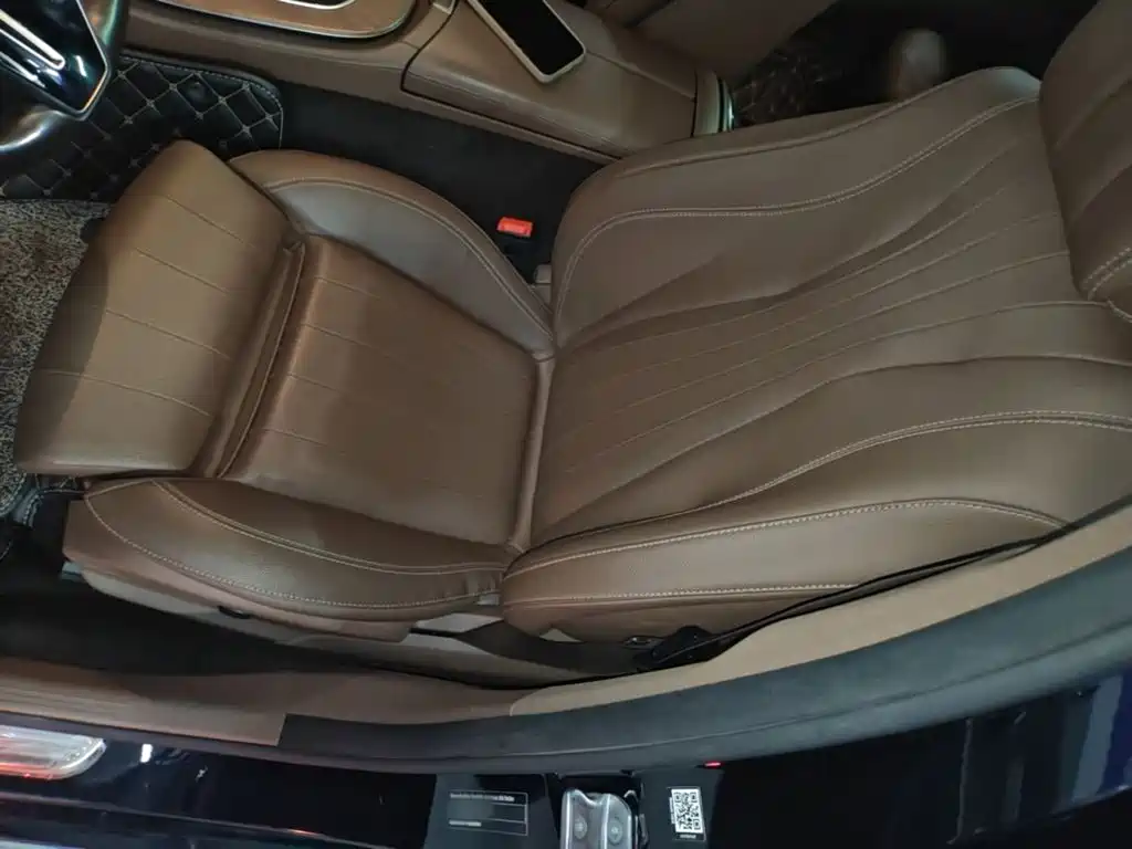 Mercedes-Benz E-Class — миниатюра 15
