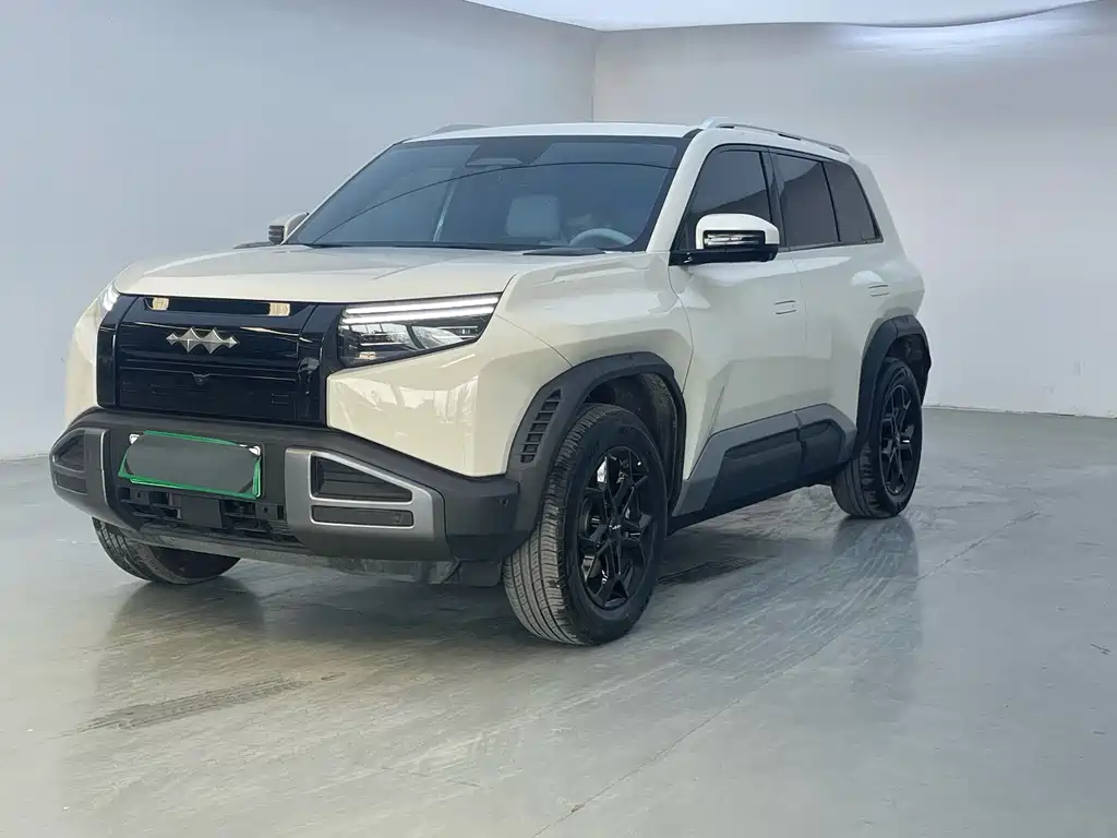 Fang Cheng Bao Titanium 3 2025