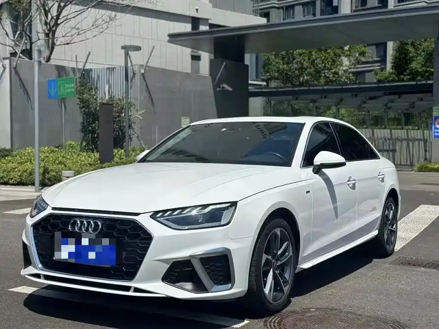 Audi A4L 2022