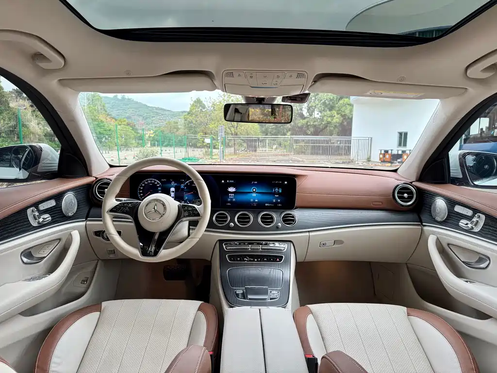 Mercedes-Benz E-Class E 2023 E 300 L Luxury