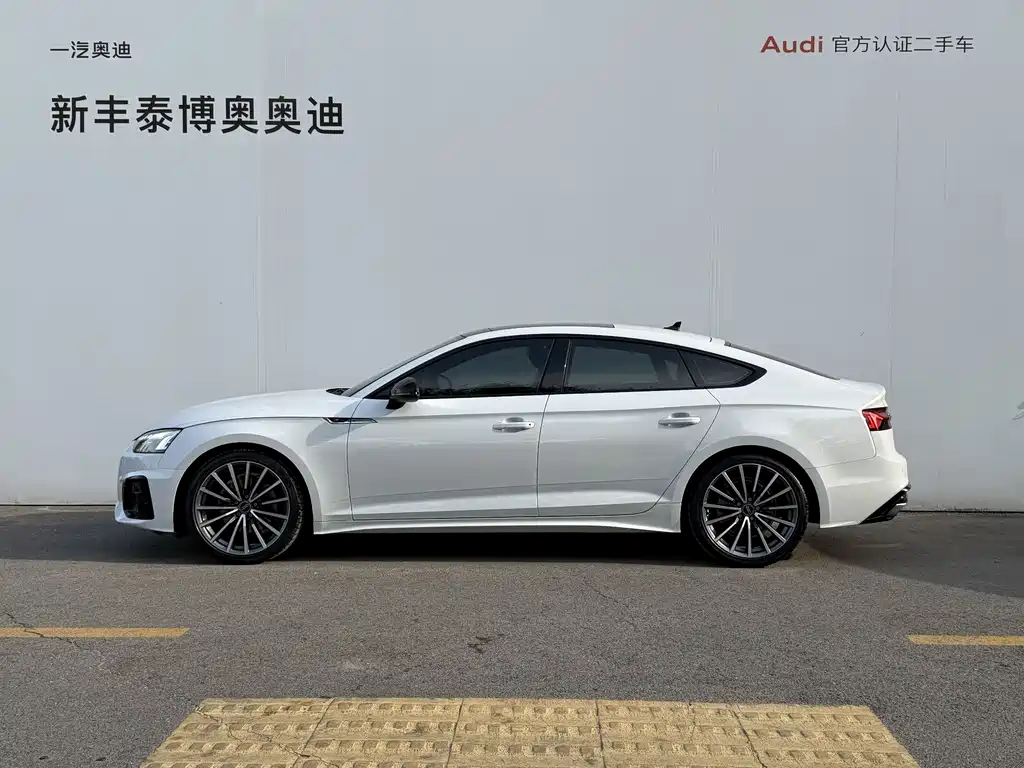 Audi A5 2024 Sportback 40 TFSI quattro Luxury