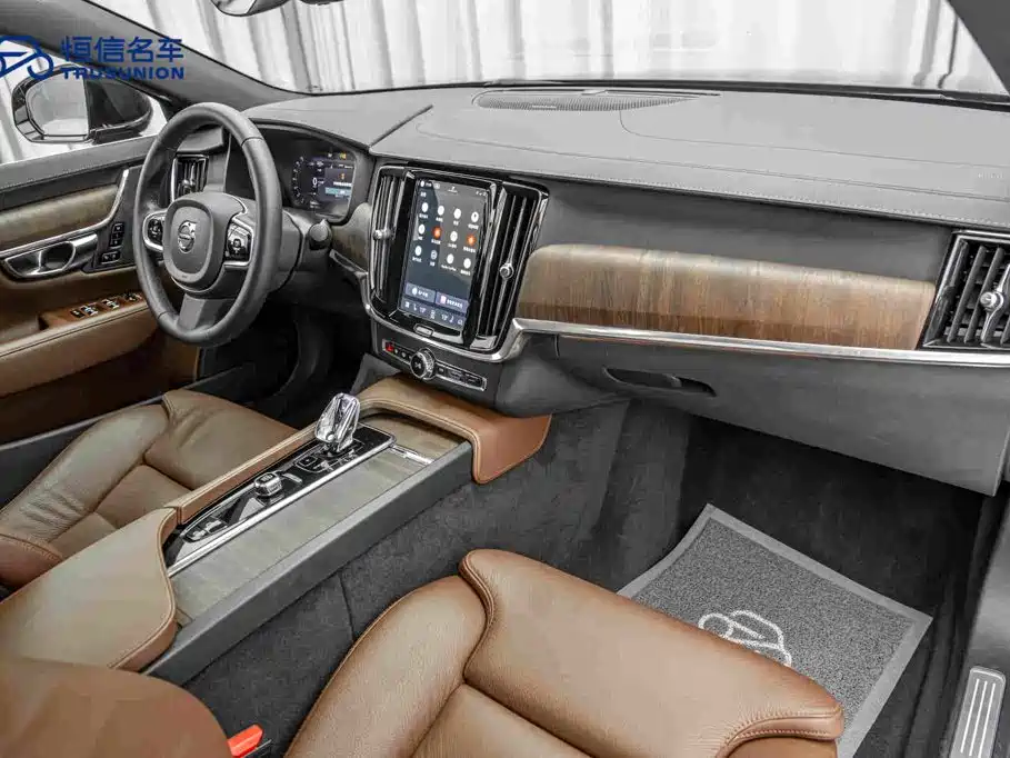 Volvo S90 — миниатюра 14