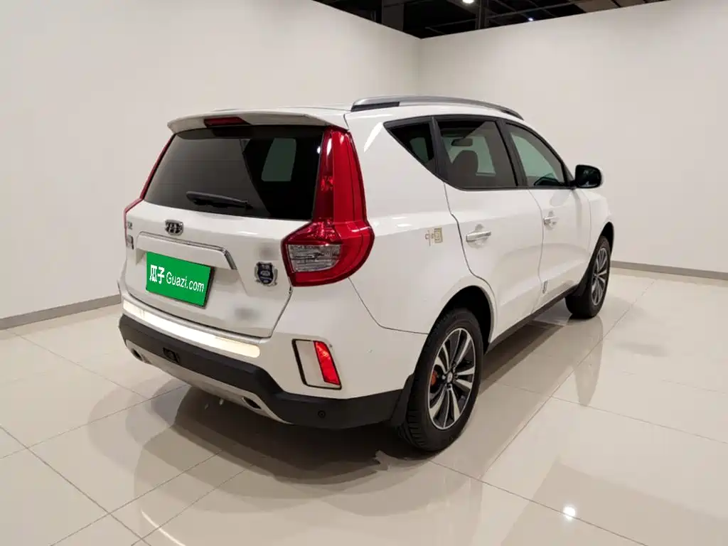 Geely Vision X6 — миниатюра 6