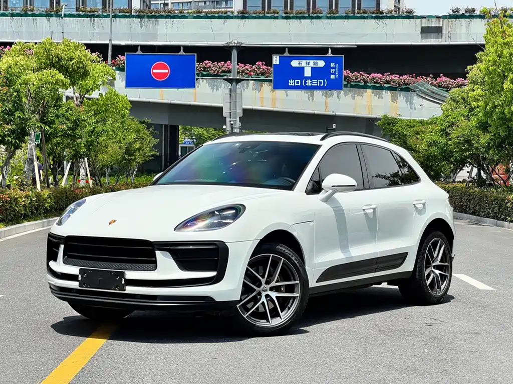 Porsche Macan 2023