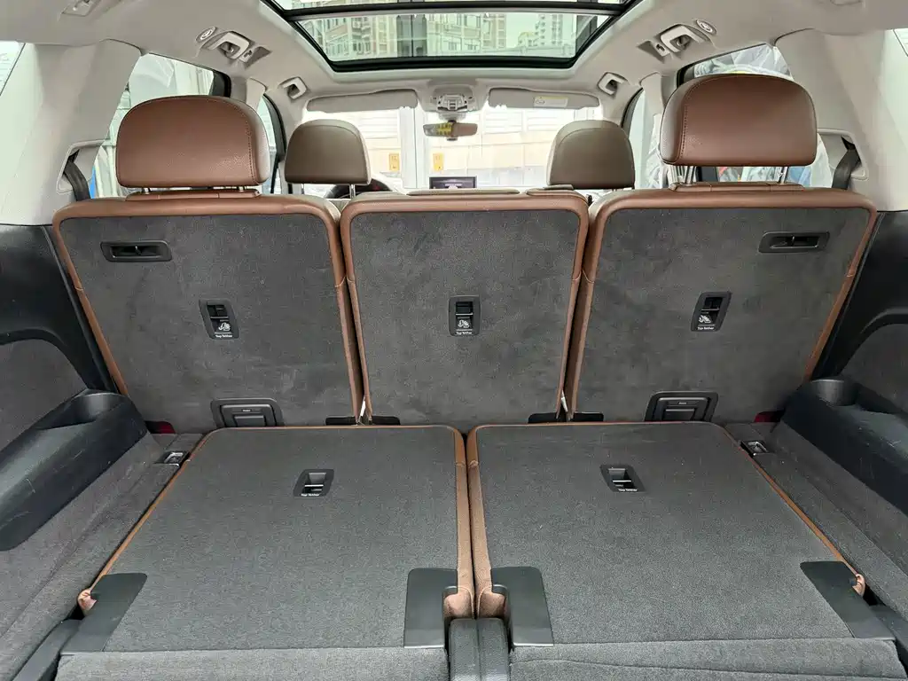Audi Q7 — миниатюра 31