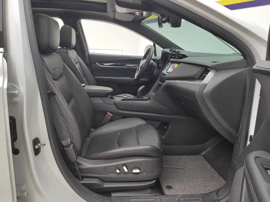 Cadillac XT5 — миниатюра 8