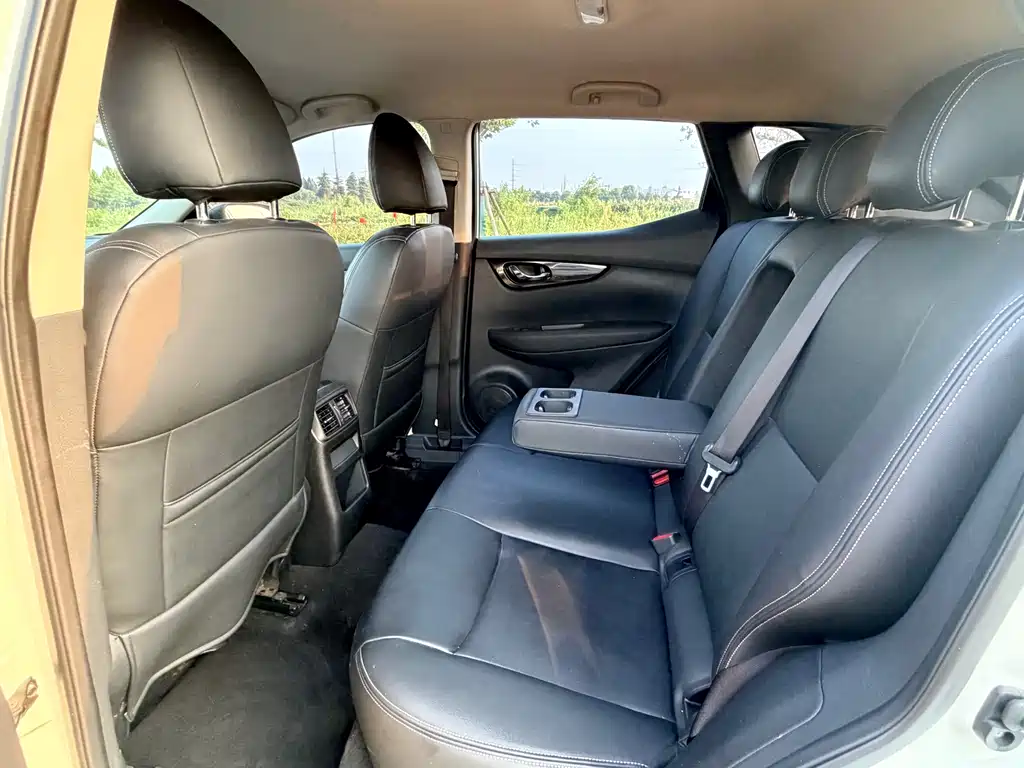 Nissan Qashqai 2019 2.0L CVT Smart