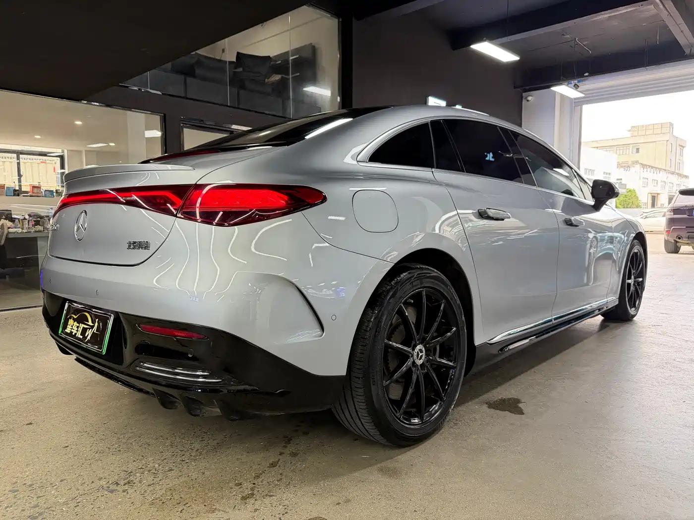 Mercedes-Benz EQE id 4659842 из Китая 25